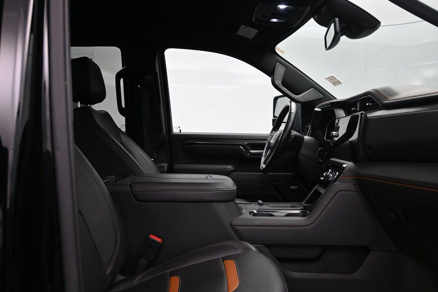 Used 2025 Onyx Black GMC AT4 image 13