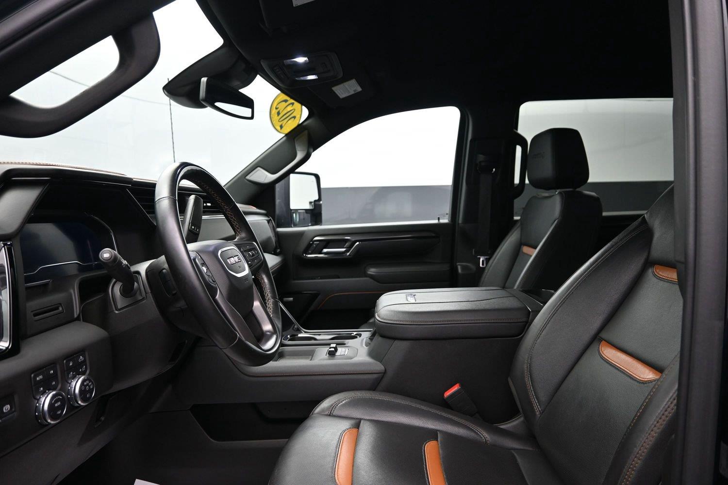 Used 2025 Onyx Black GMC AT4 image 26