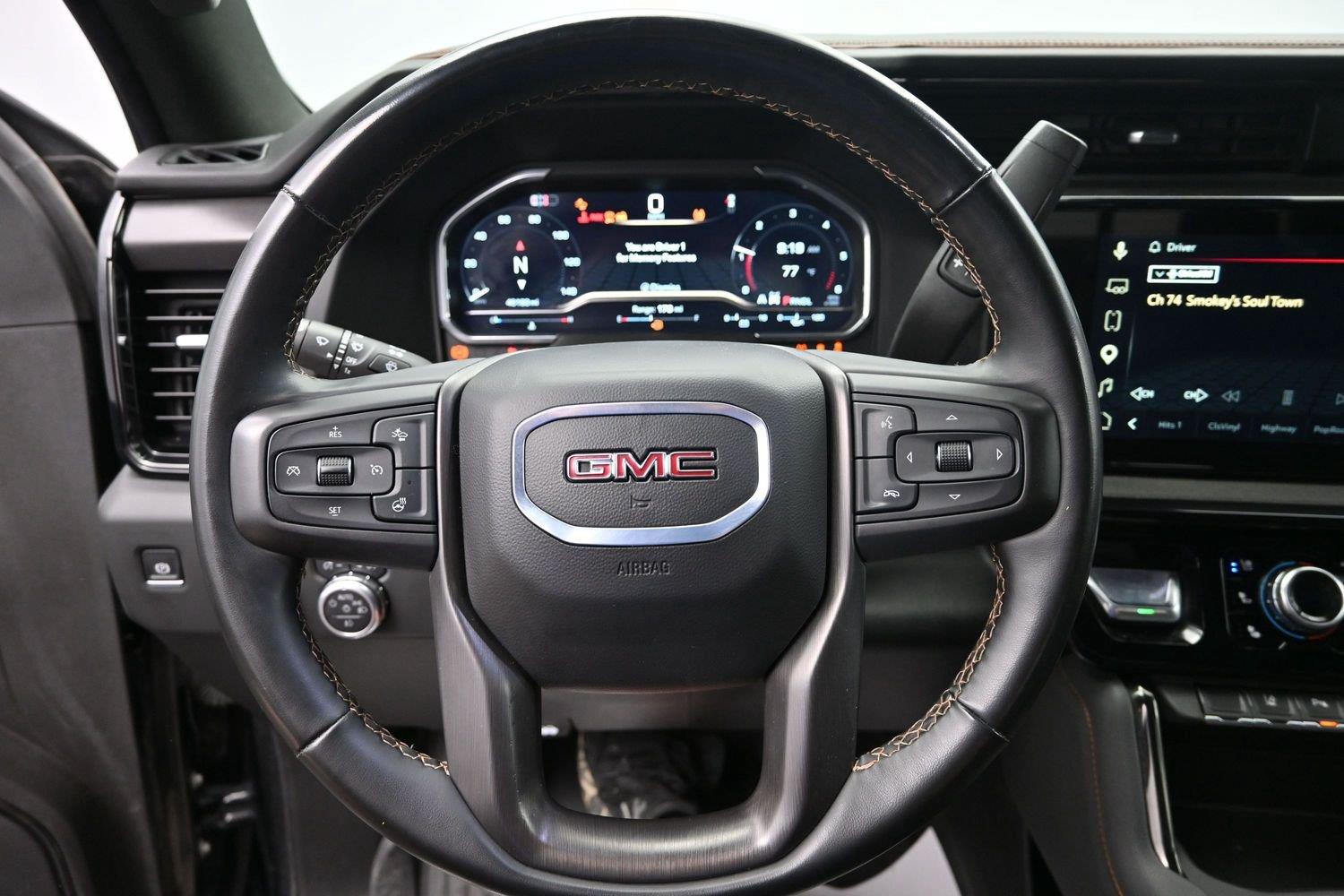 Used 2025 Onyx Black GMC AT4 image 28