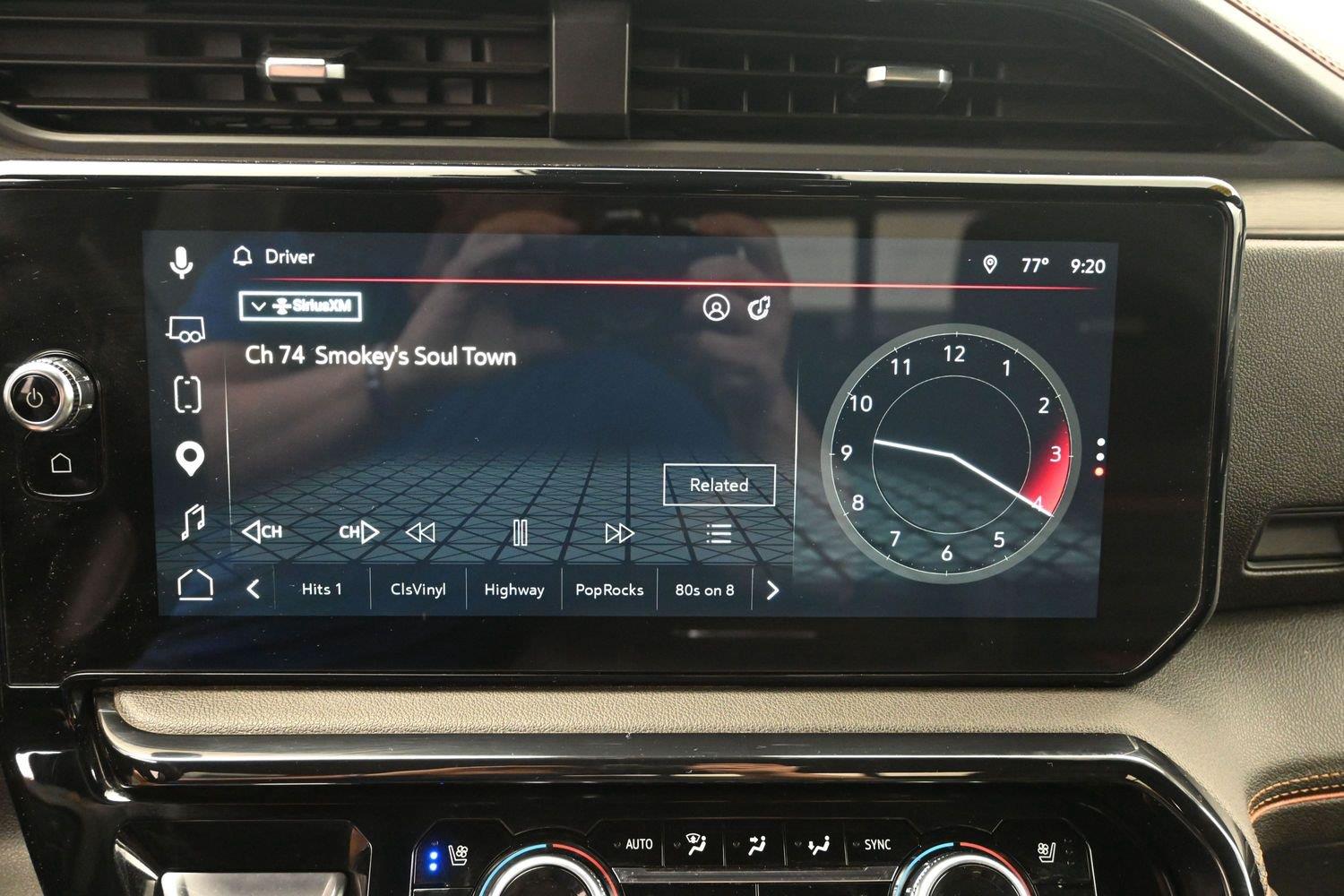 Used 2025 Onyx Black GMC AT4 image 33