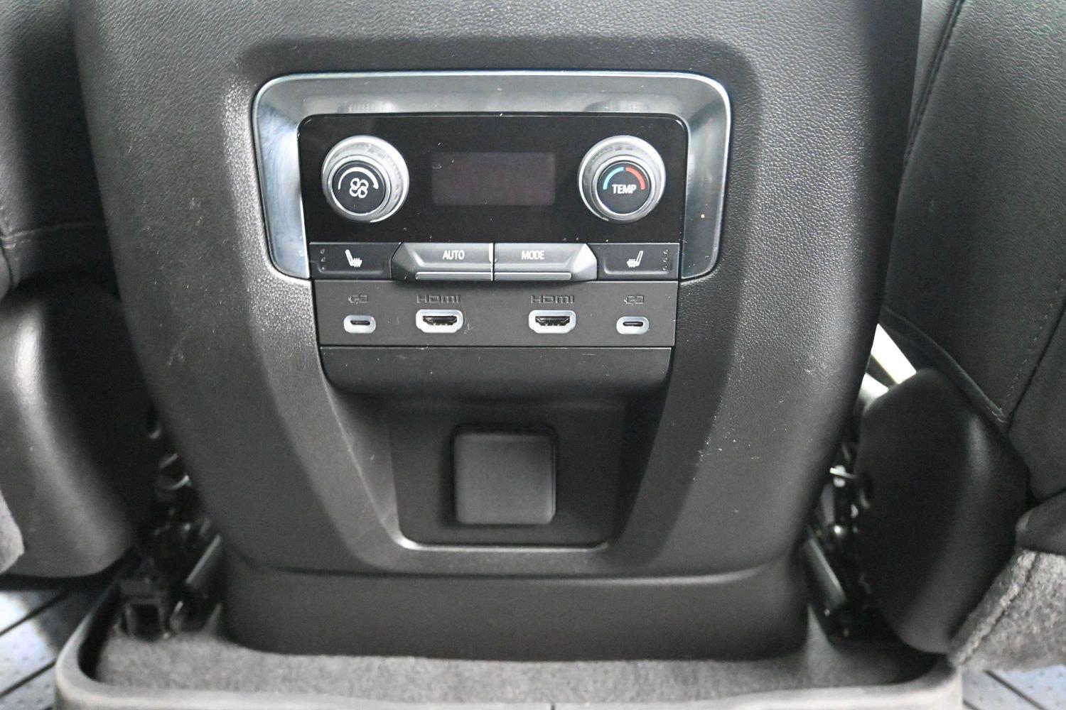 Used 2024 Sterling Gray Metallic Chevrolet Premier image 16
