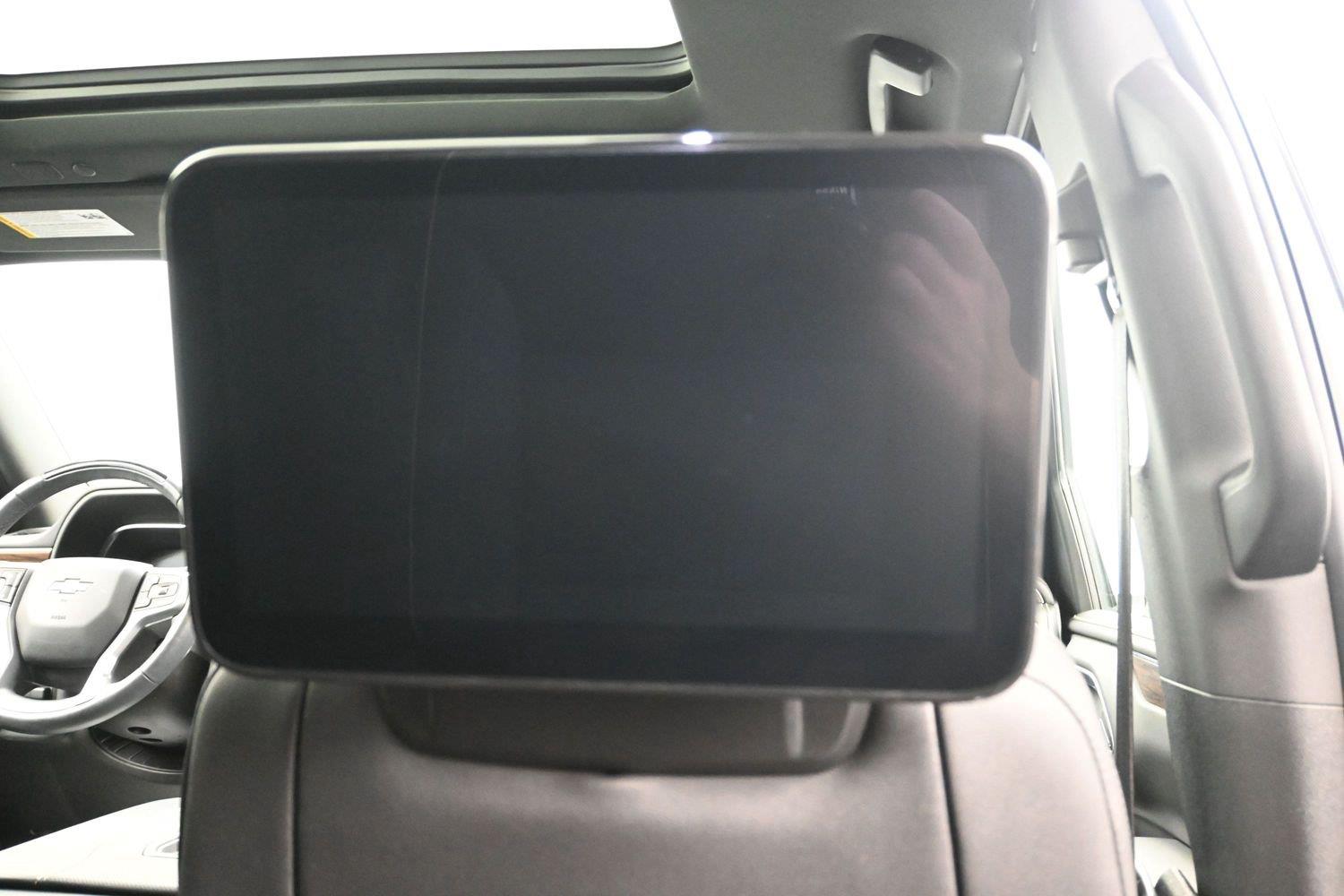 Used 2024 Sterling Gray Metallic Chevrolet Premier image 17