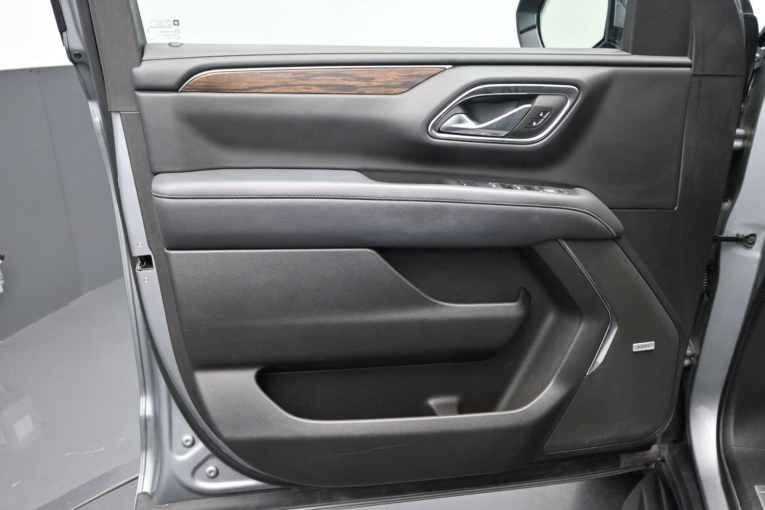 Used 2024 Sterling Gray Metallic Chevrolet Premier image 24