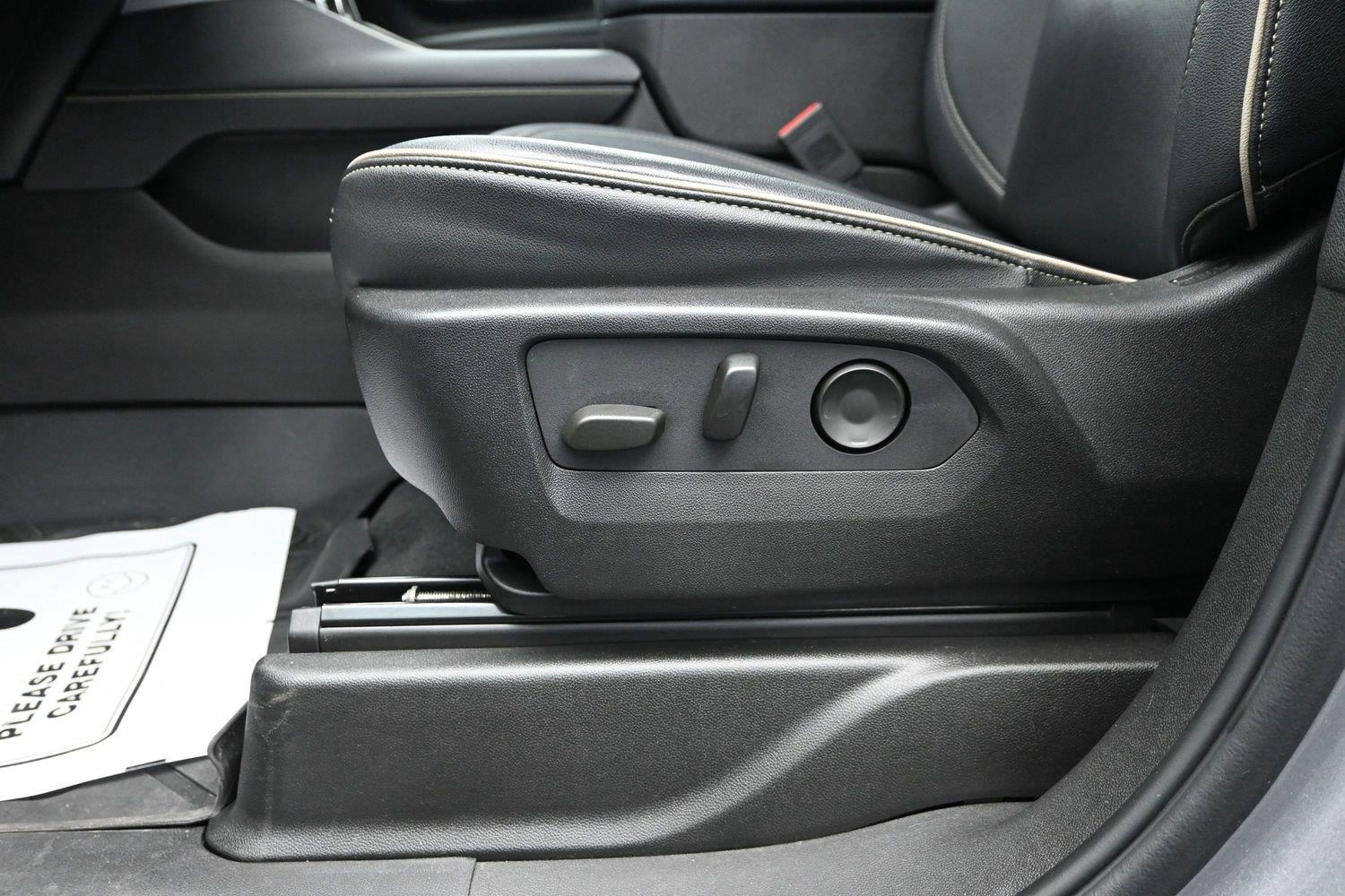 Used 2024 Sterling Gray Metallic Chevrolet Premier image 25