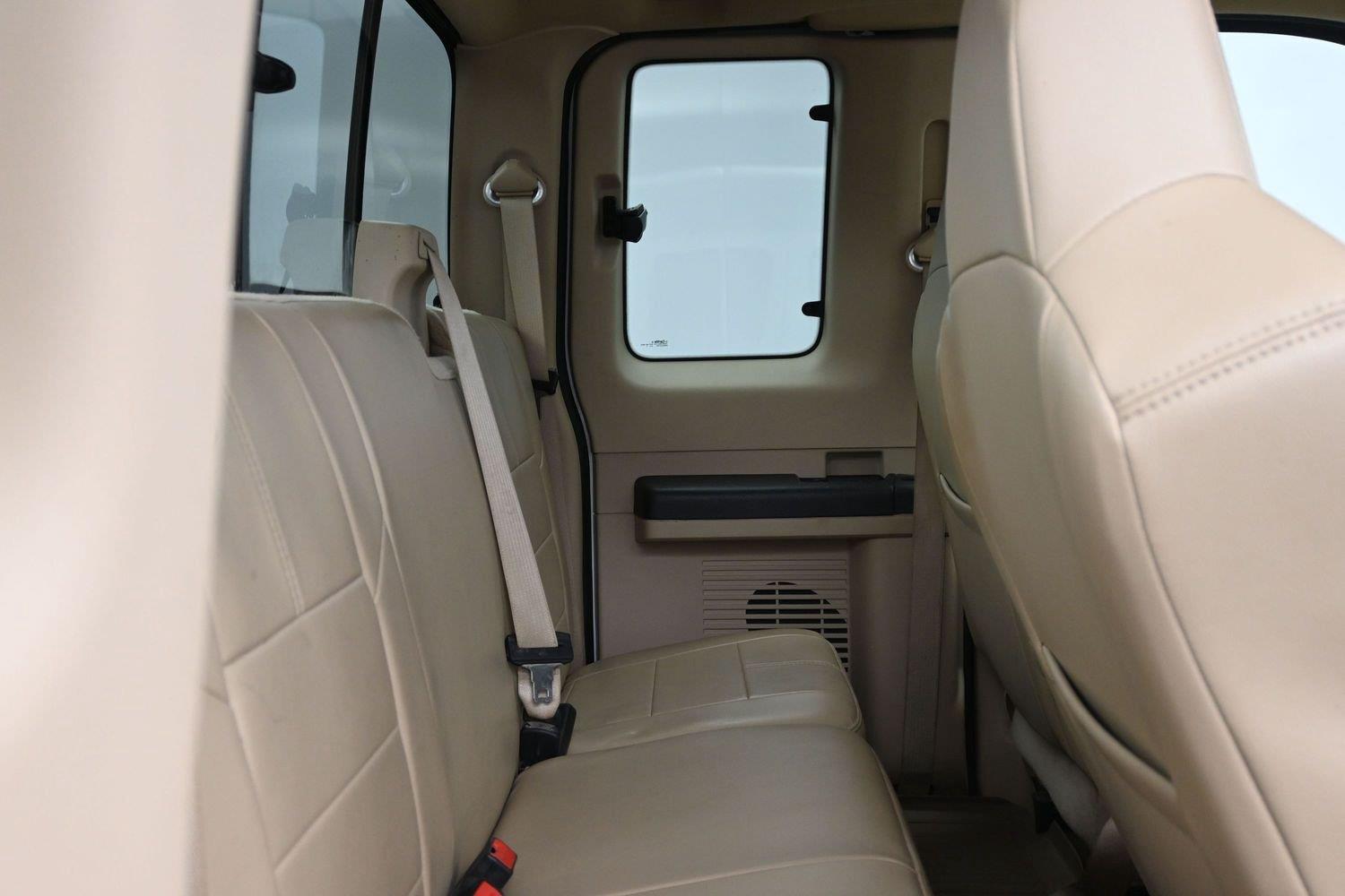 Used 2008 Oxford White Clearcoat Ford Lariat image 12
