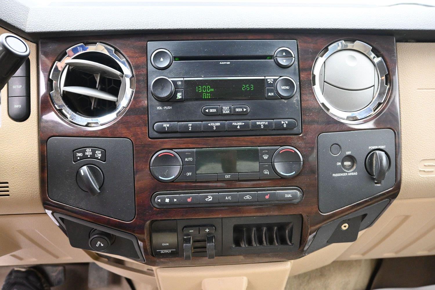 Used 2008 Oxford White Clearcoat Ford Lariat image 26