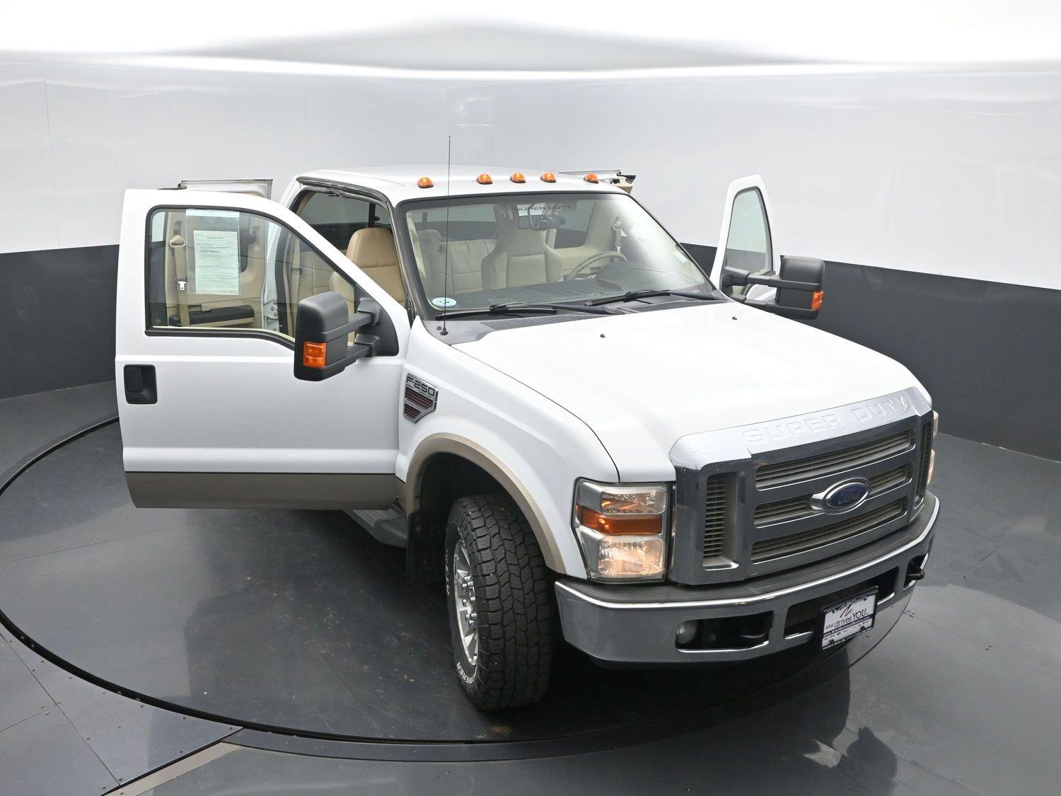 Used 2008 Oxford White Clearcoat Ford Lariat image 40