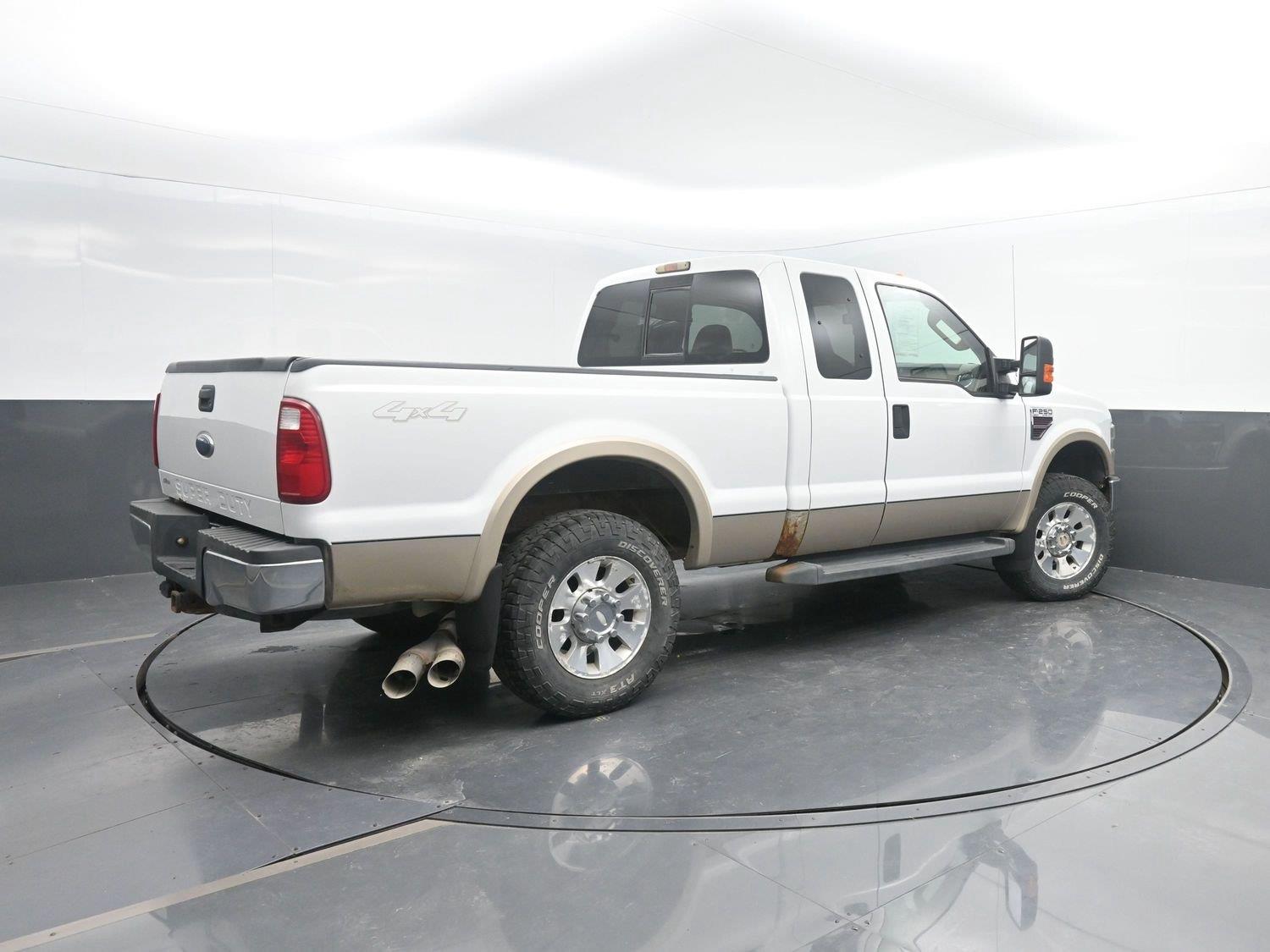 Used 2008 Oxford White Clearcoat Ford Lariat image 3