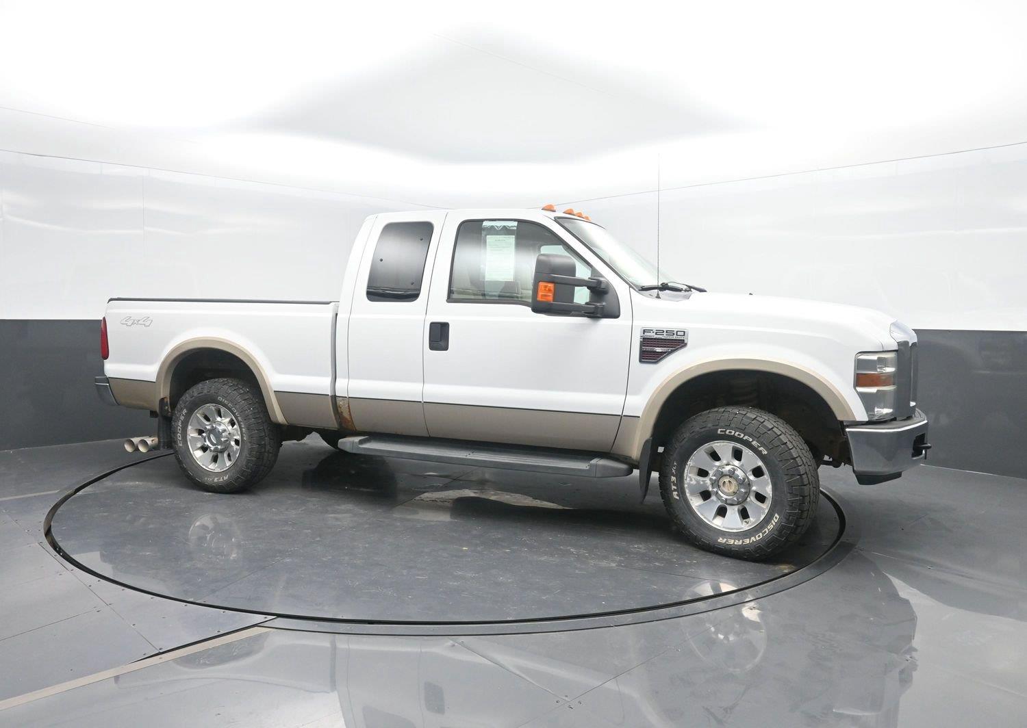 Used 2008 Oxford White Clearcoat Ford Lariat image 4