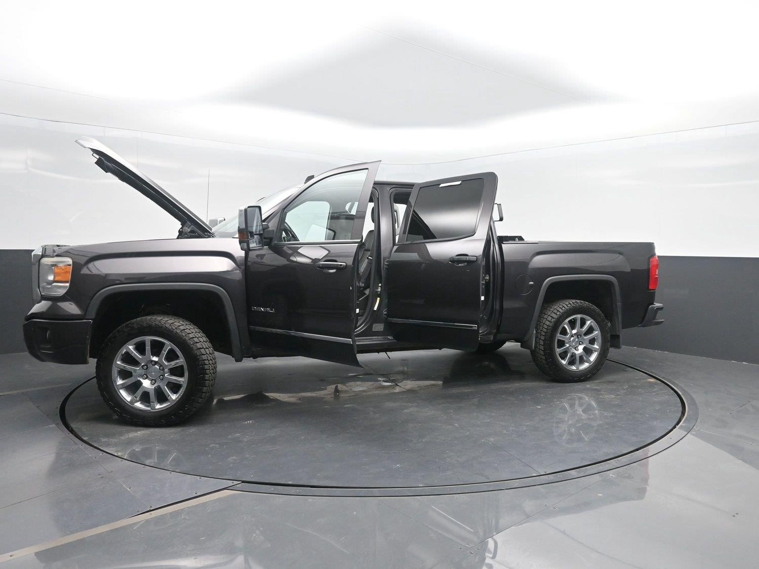 Used 2014 Iridium Metallic GMC Denali image 47