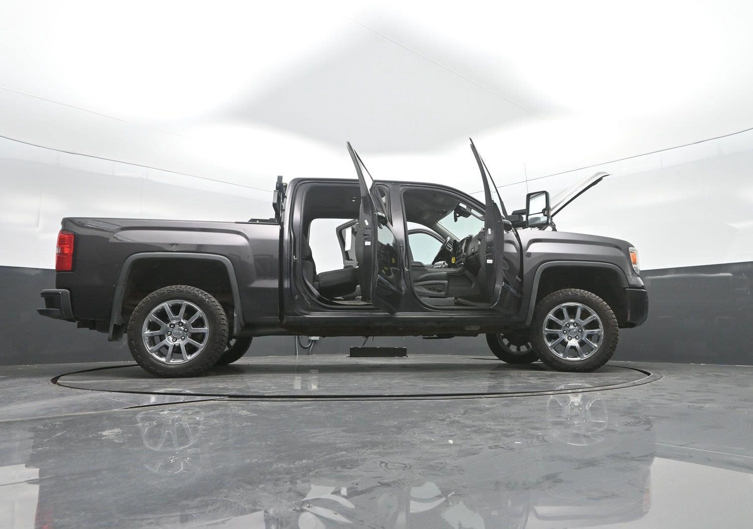 Used 2014 Iridium Metallic GMC Denali image 48