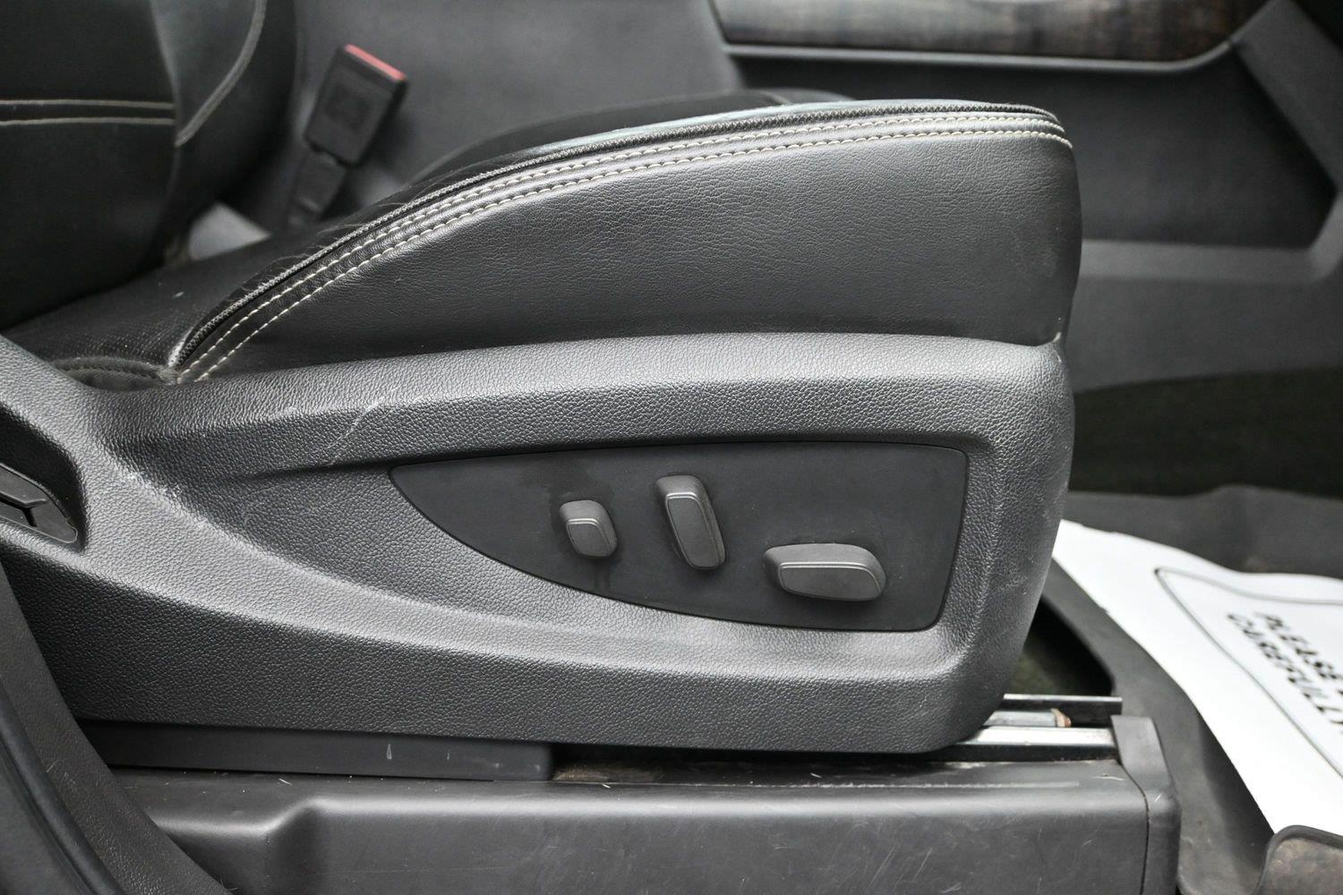 Used 2014 Iridium Metallic GMC Denali image 9