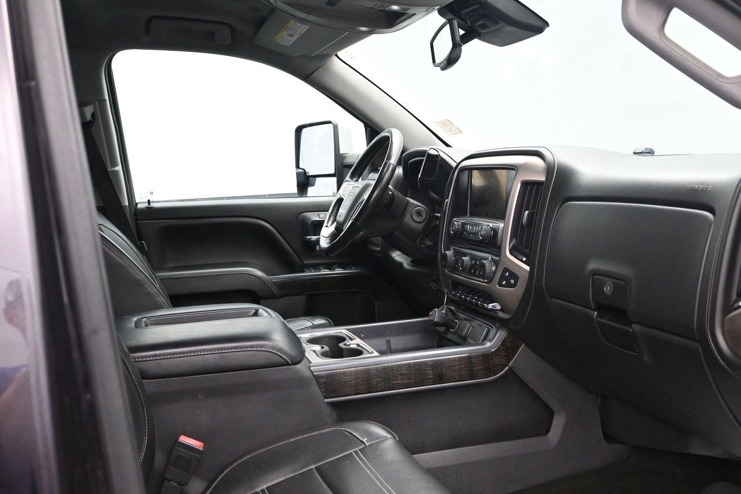 Used 2014 Iridium Metallic GMC Denali image 11