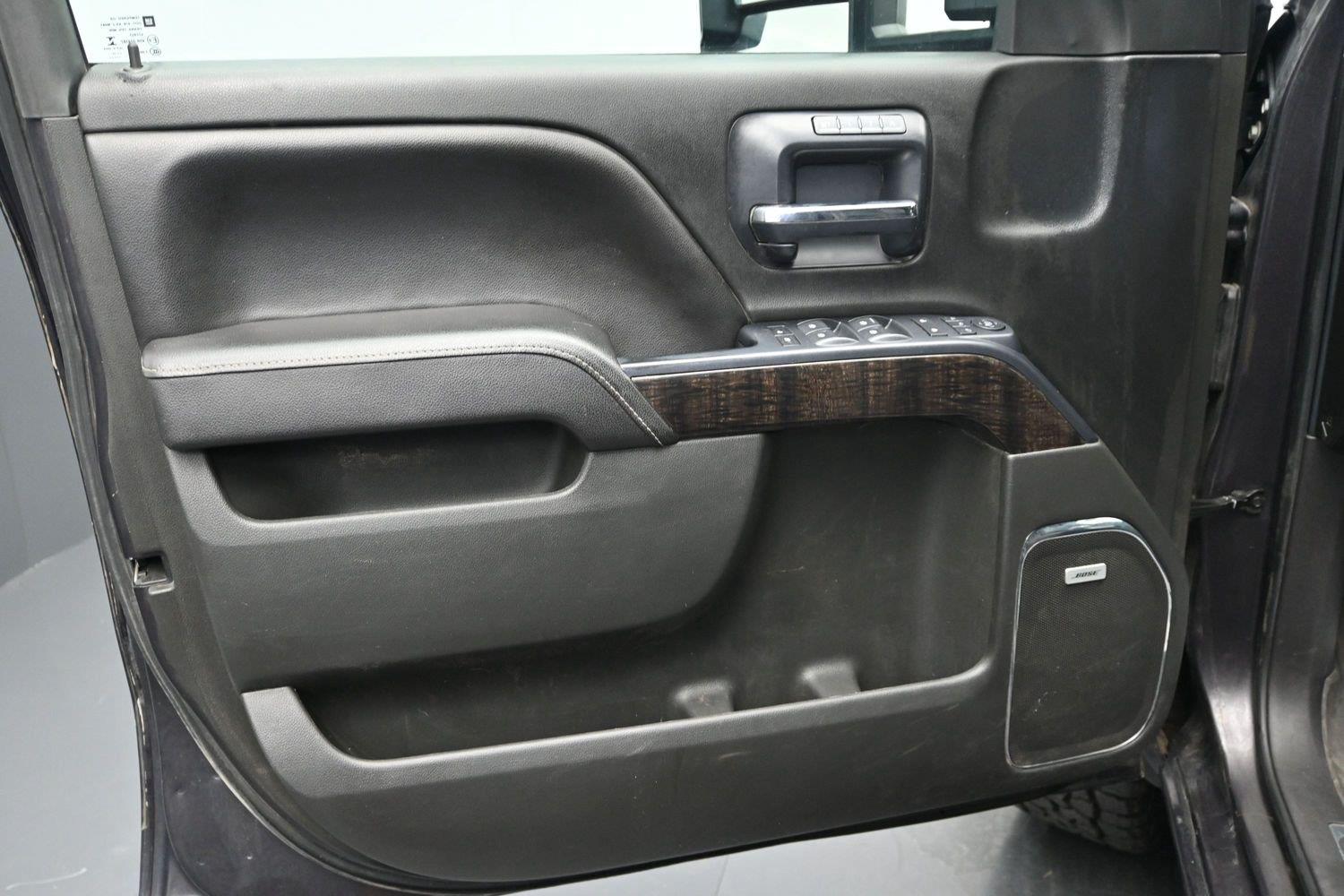 Used 2014 Iridium Metallic GMC Denali image 17
