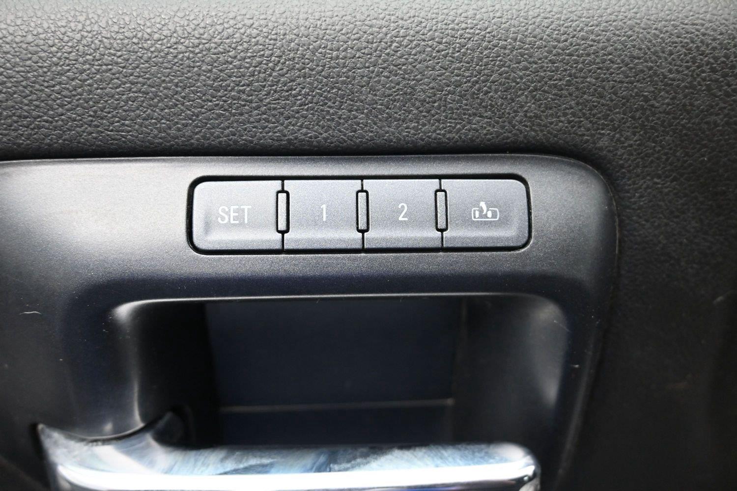 Used 2014 Iridium Metallic GMC Denali image 18