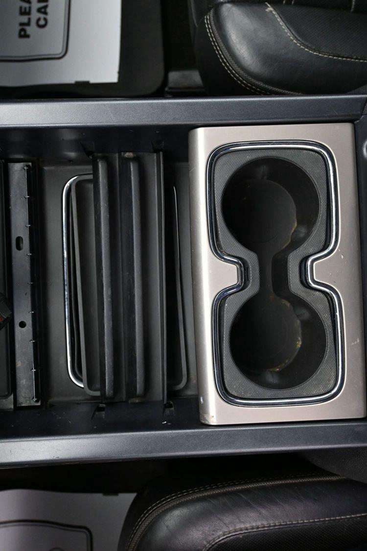 Used 2014 Iridium Metallic GMC Denali image 30