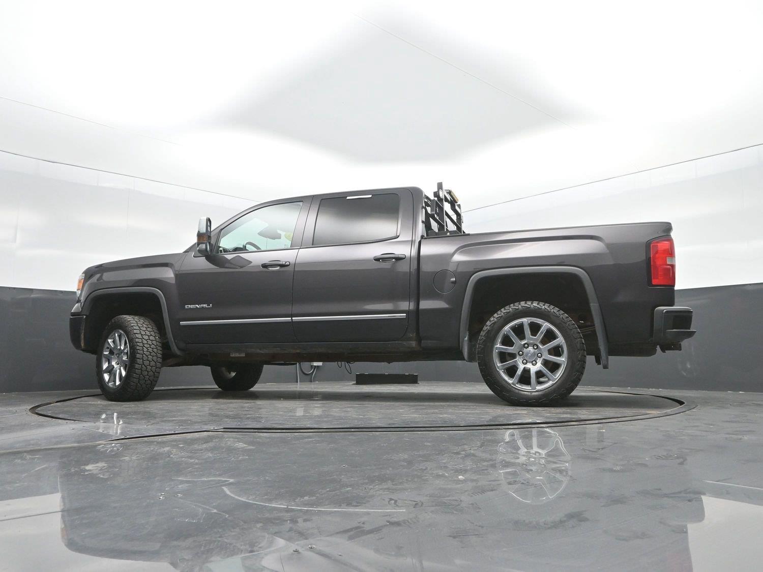 Used 2014 Iridium Metallic GMC Denali image 32