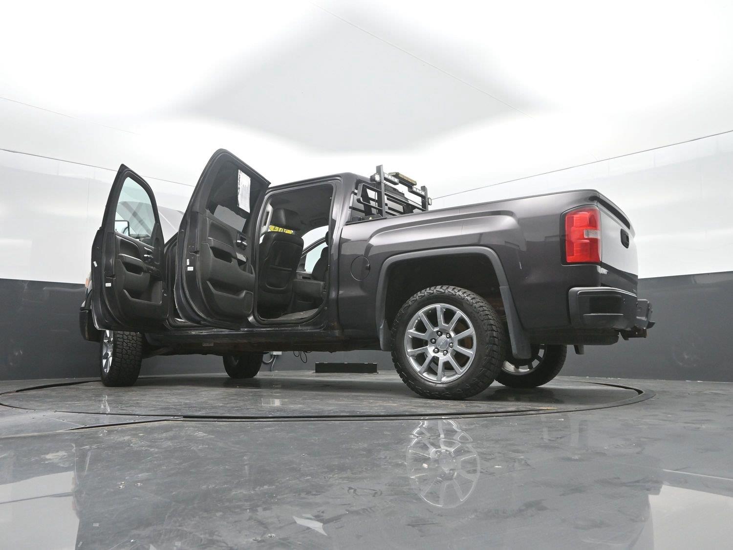 Used 2014 Iridium Metallic GMC Denali image 49