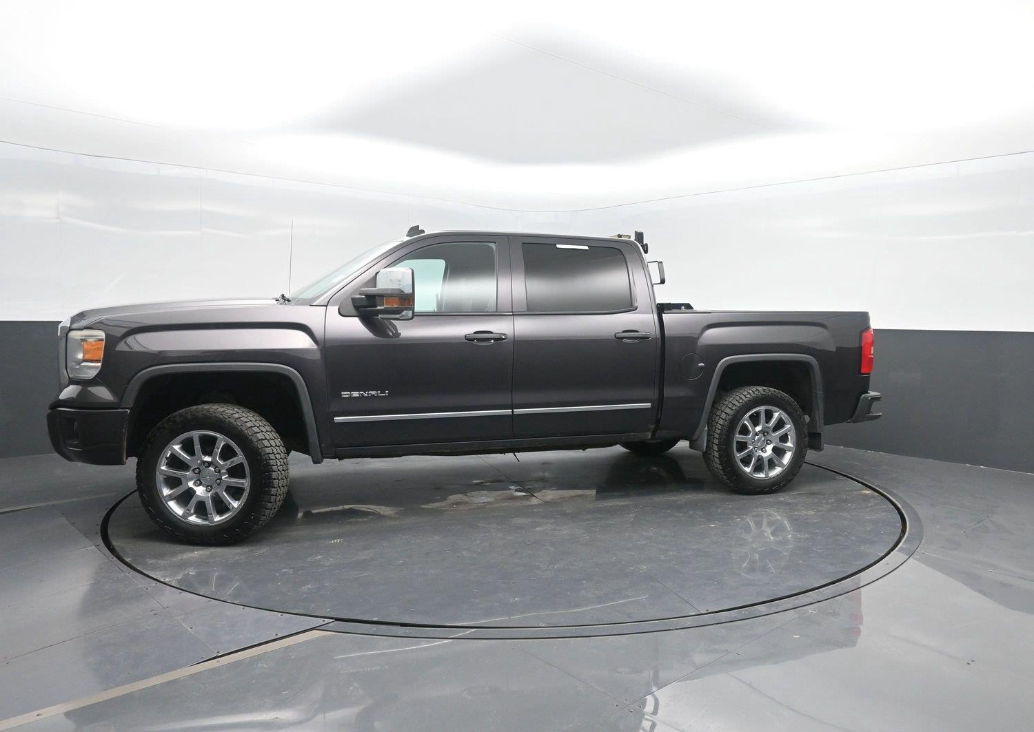 Used 2014 Iridium Metallic GMC Denali image 40