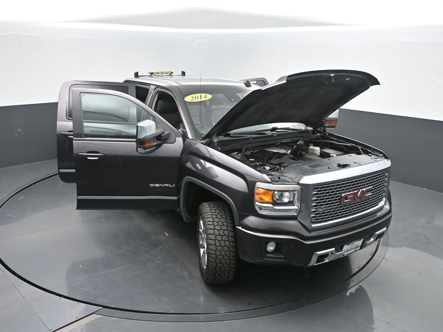 Used 2014 Iridium Metallic GMC Denali image 44