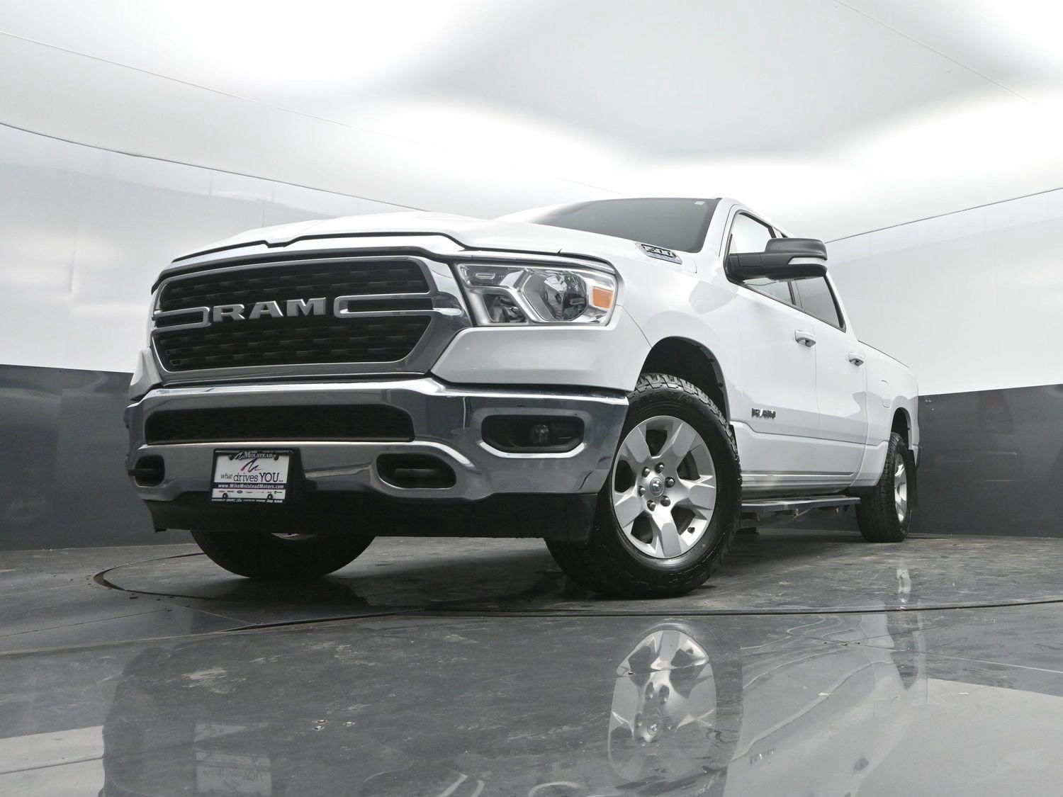 Used 2022 Bright White Clearcoat Ram Big Horn image 44