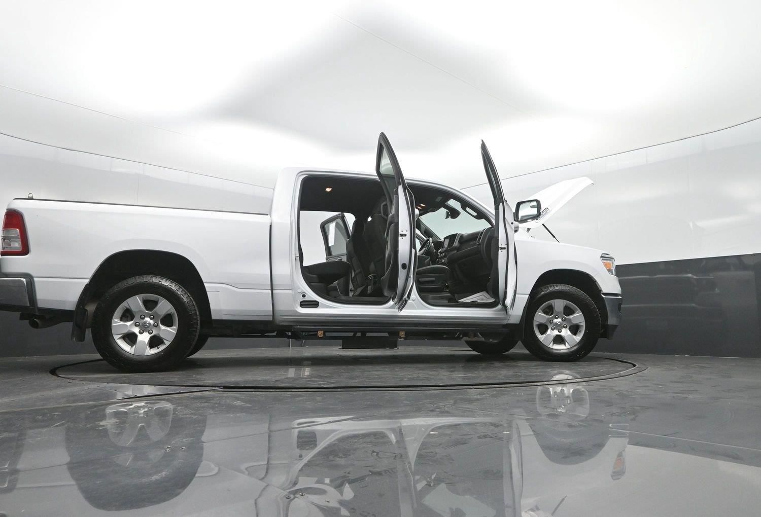 Used 2022 Bright White Clearcoat Ram Big Horn image 51
