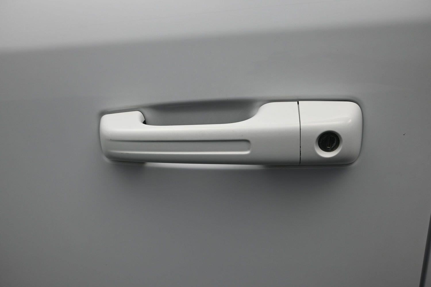 Used 2022 Bright White Clearcoat Ram Big Horn image 17
