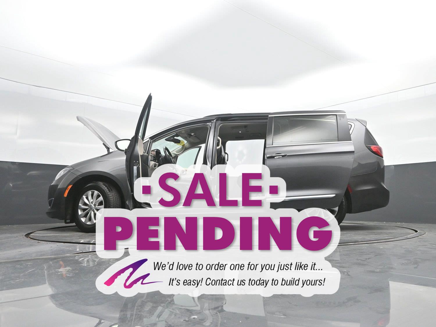 Used 2017 Granite Crystal Metallic Clearcoat Chrysler Touring-L image 47