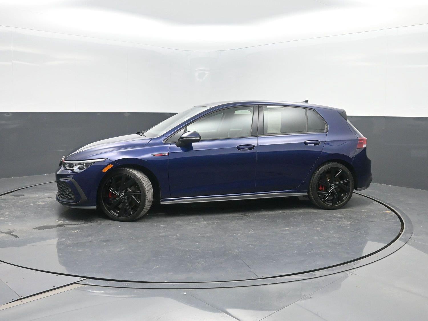 2023 Volkswagen Golf GTI 2.0T SE FWD