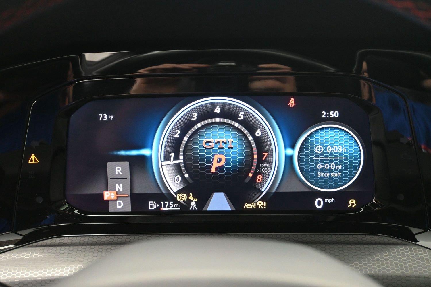 Used 2023 Atlantic Blue Metallic Volkswagen SE image 19