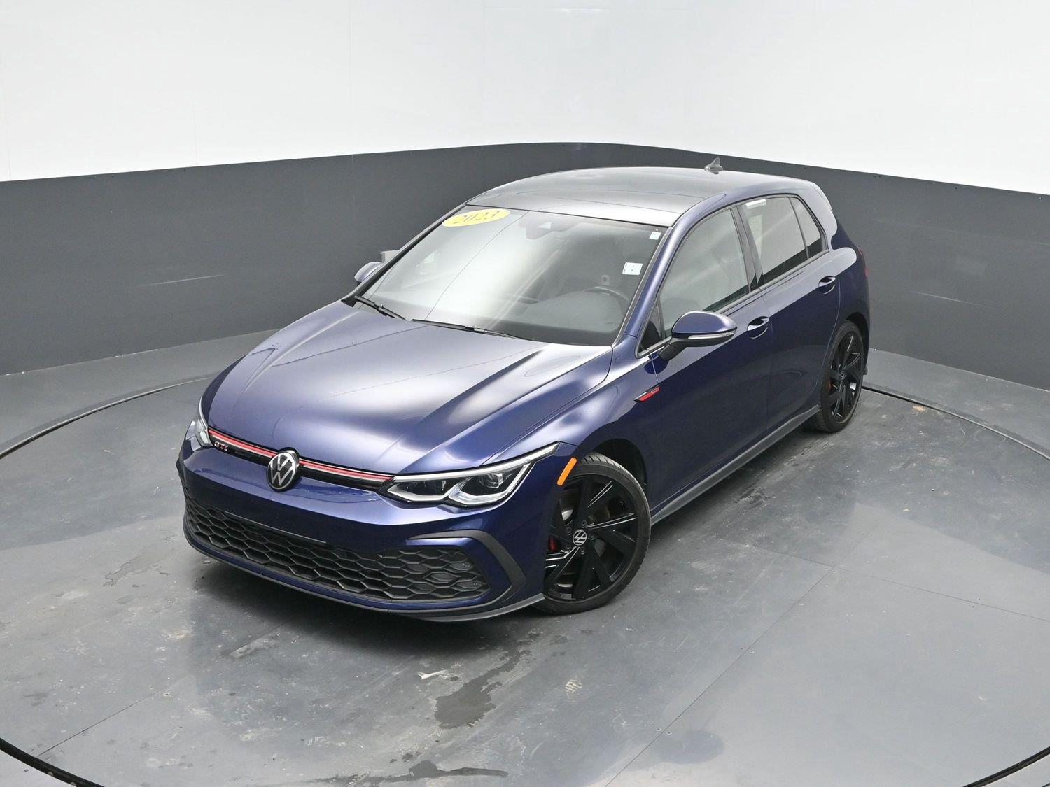 Used 2023 Atlantic Blue Metallic Volkswagen SE image 28