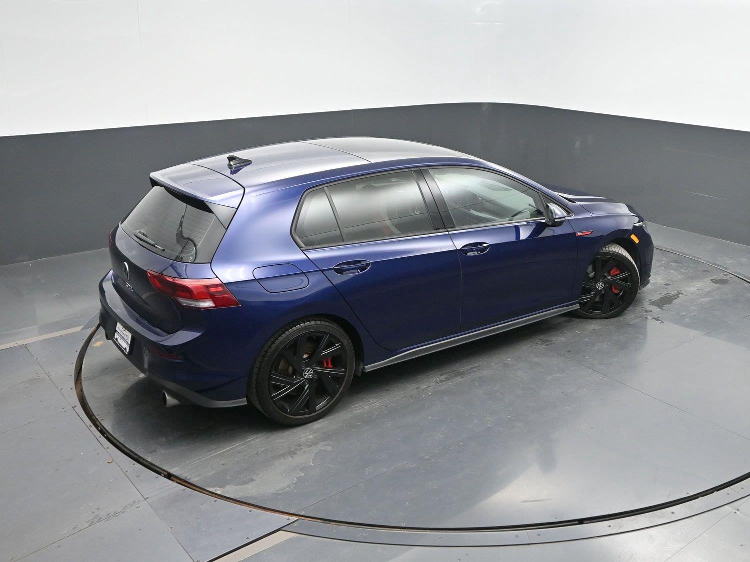Used 2023 Atlantic Blue Metallic Volkswagen SE image 30