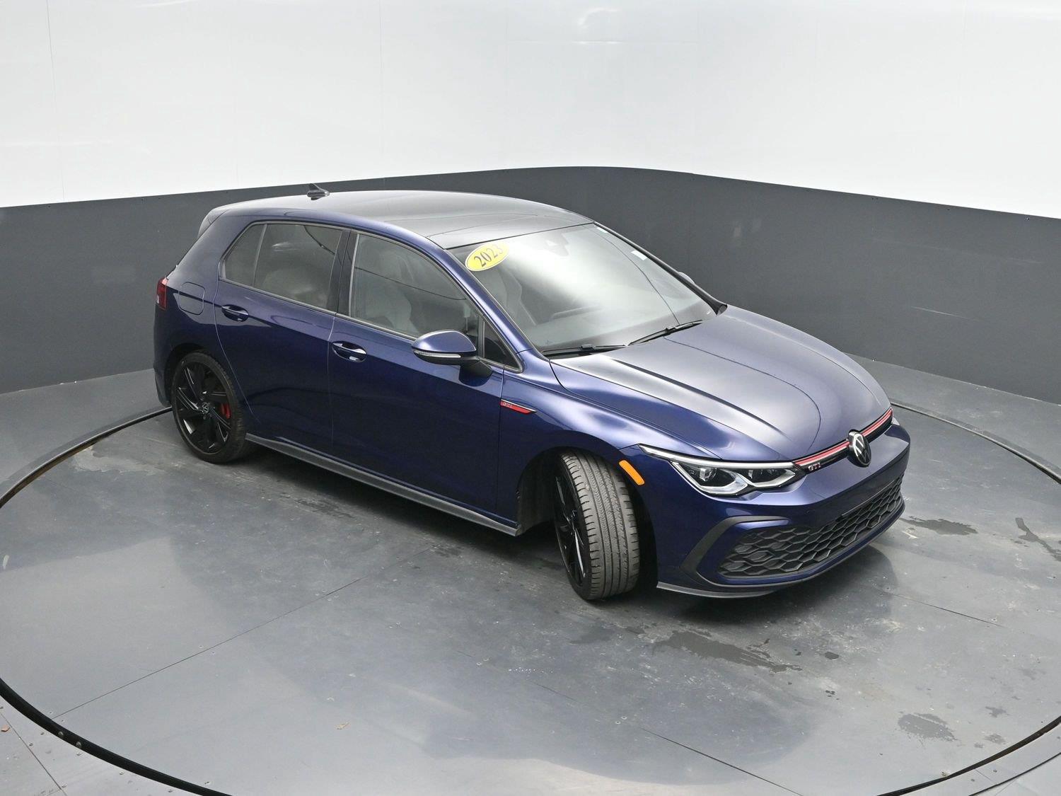Used 2023 Atlantic Blue Metallic Volkswagen SE image 31