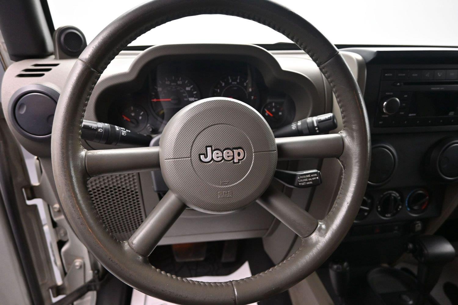 Used 2007 Bright Silver Metallic Jeep Unlimited X image 16