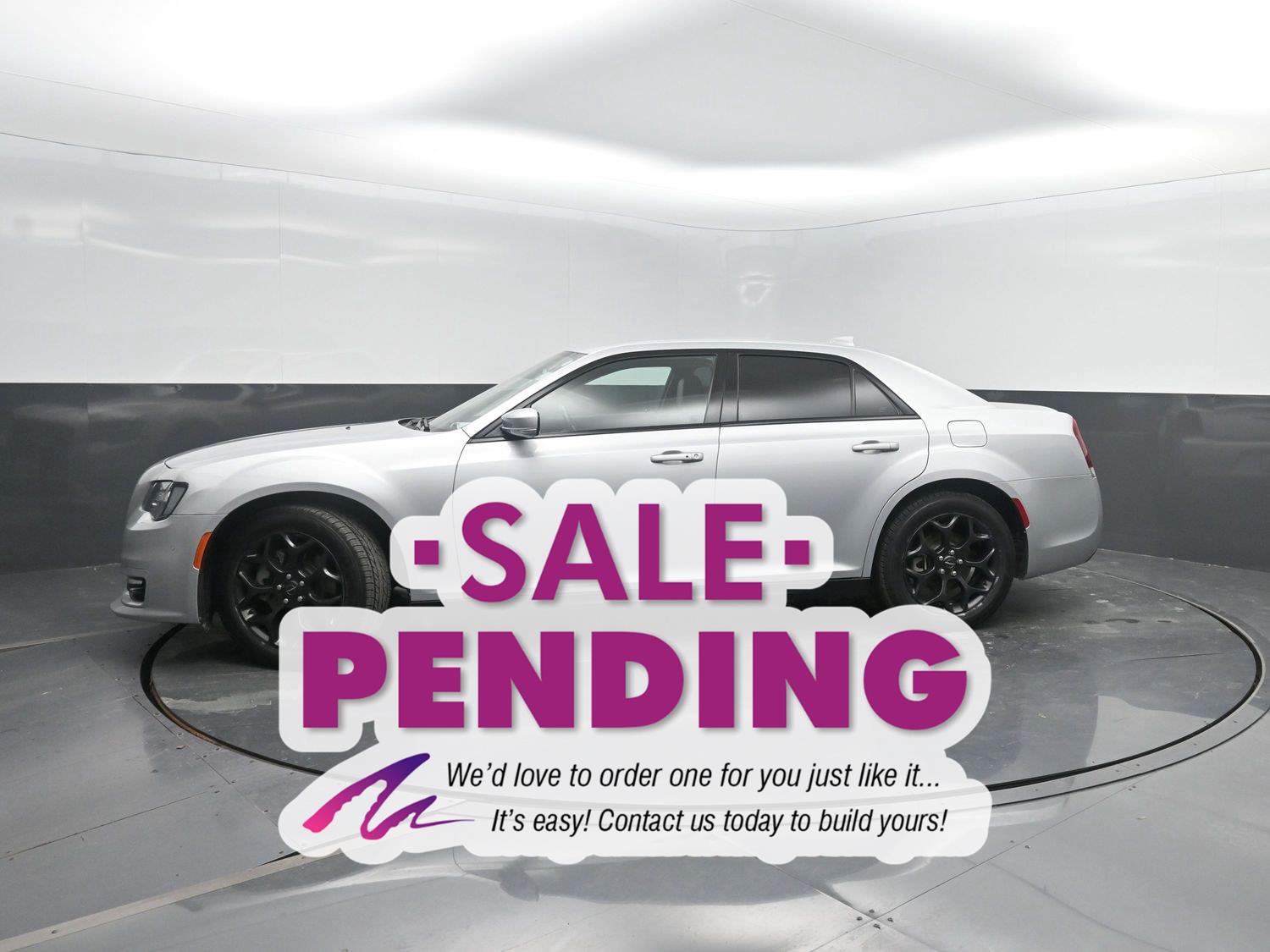 2021 Chrysler 300 Plata (Silver Mist Clearcoat) Sedán Tracción en las cuatro ruedas 8 velocidades Automática