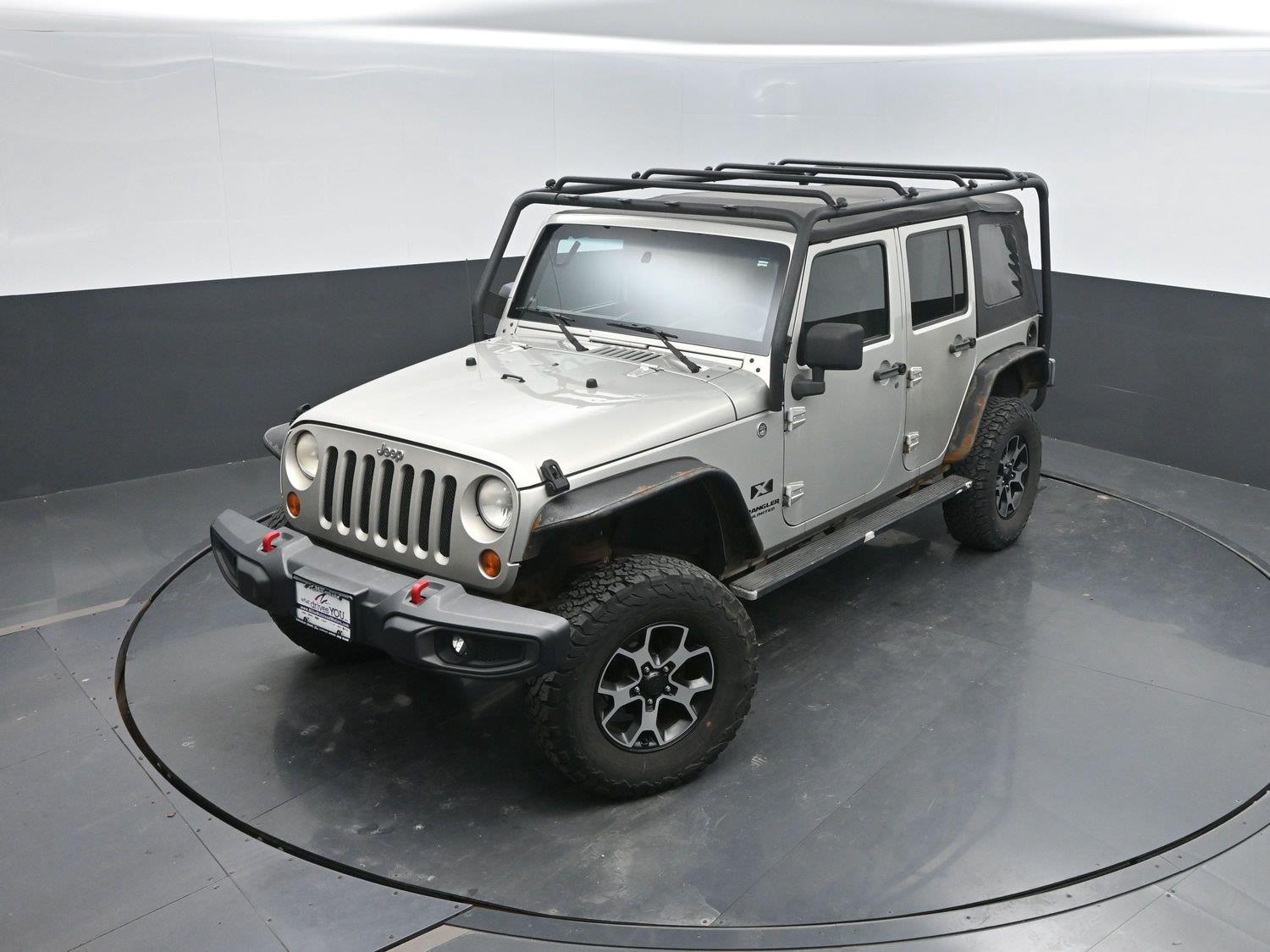 Used 2007 Bright Silver Metallic Jeep Unlimited X image 26