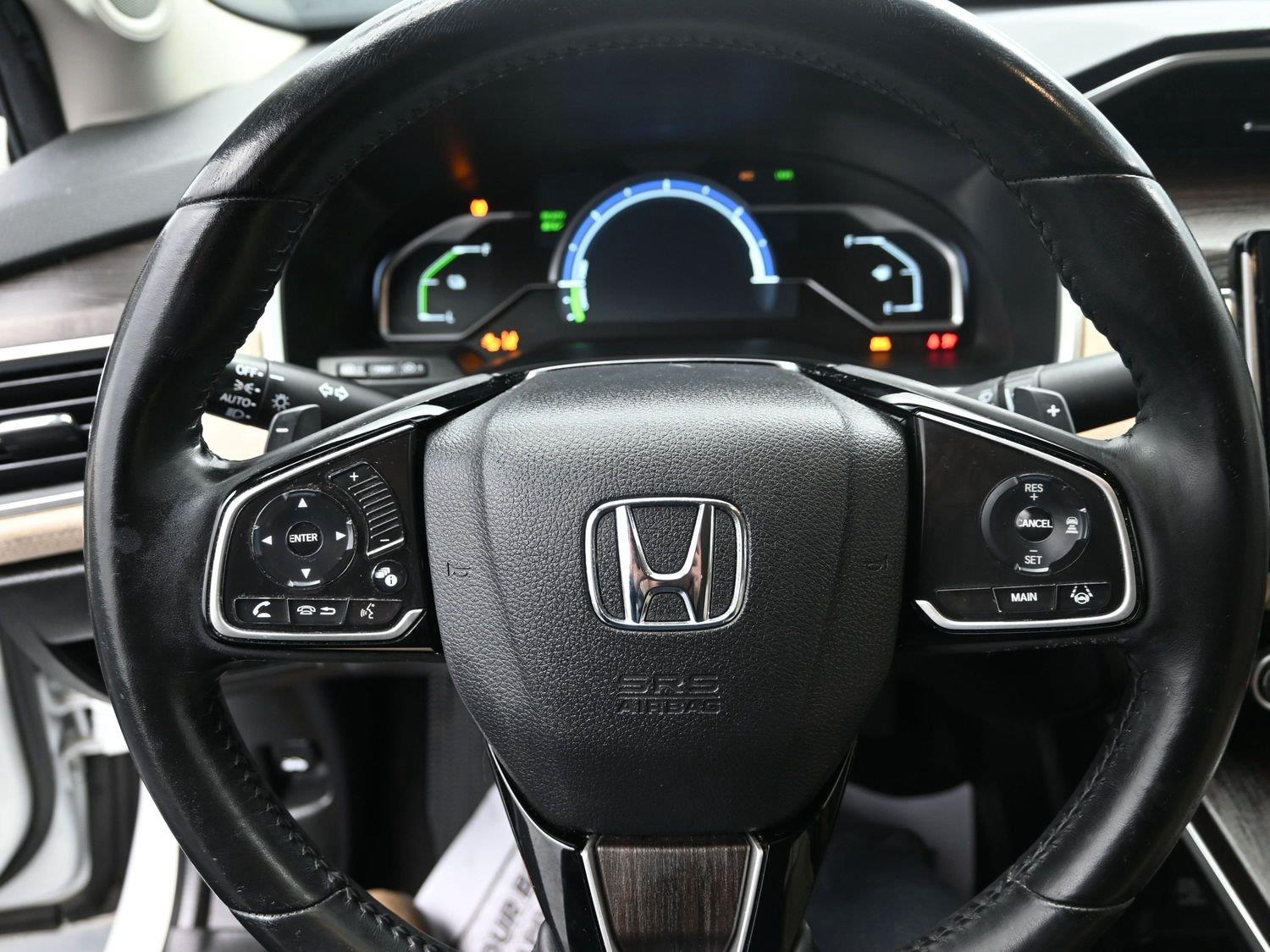 Used 2018 Platinum White Pearl Honda Touring image 23