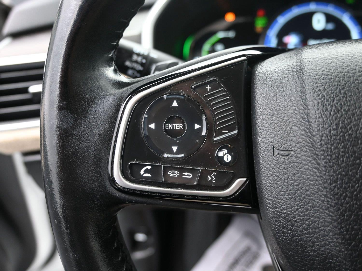Used 2018 Platinum White Pearl Honda Touring image 24