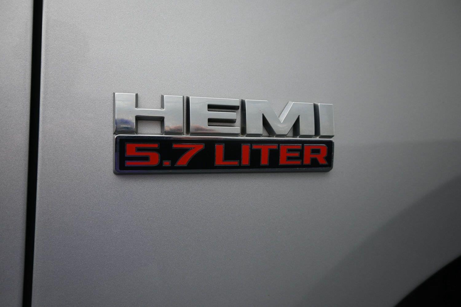Used 2018 Bright Silver Metallic Clearcoat Ram Big Horn image 7