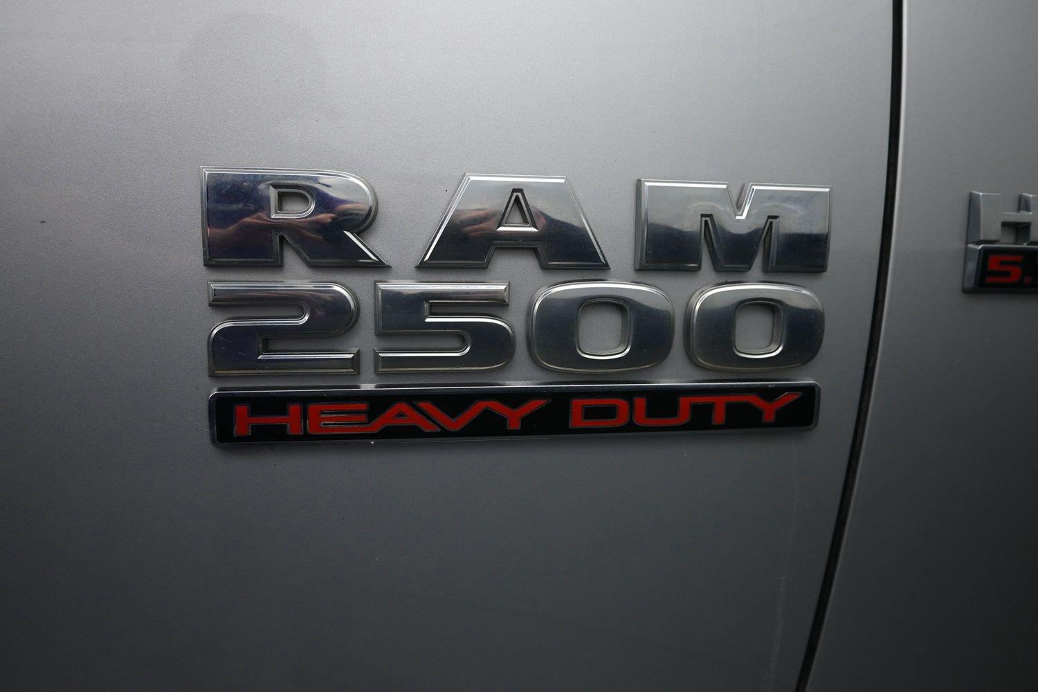 Used 2018 Bright Silver Metallic Clearcoat Ram Big Horn image 8