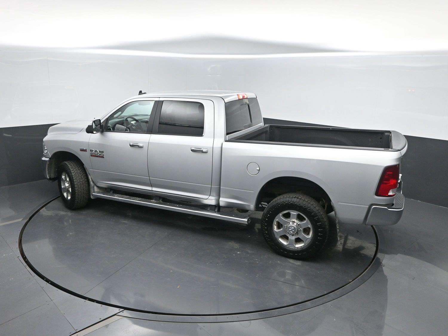 Used 2018 Bright Silver Metallic Clearcoat Ram Big Horn image 35