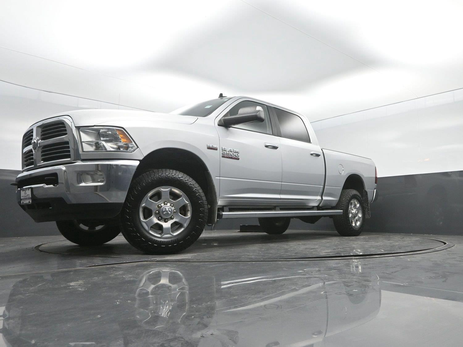 Used 2018 Bright Silver Metallic Clearcoat Ram Big Horn image 41