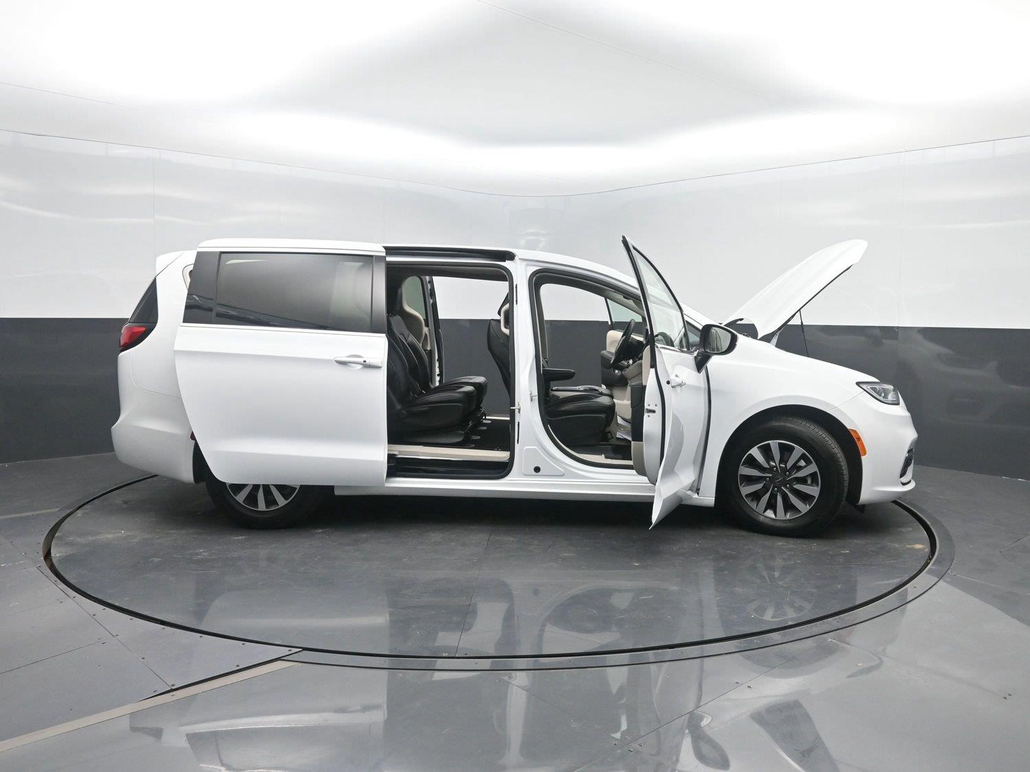 Used 2023 Bright White Clearcoat Chrysler Hybrid Touring L image 47