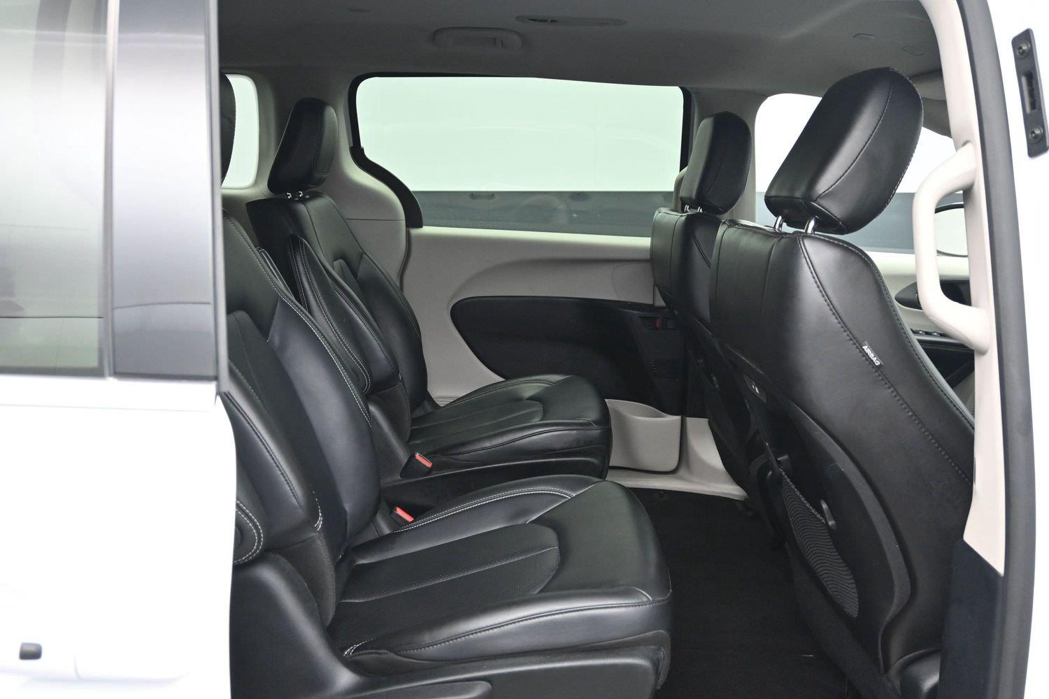 Used 2023 Bright White Clearcoat Chrysler Hybrid Touring L image 11