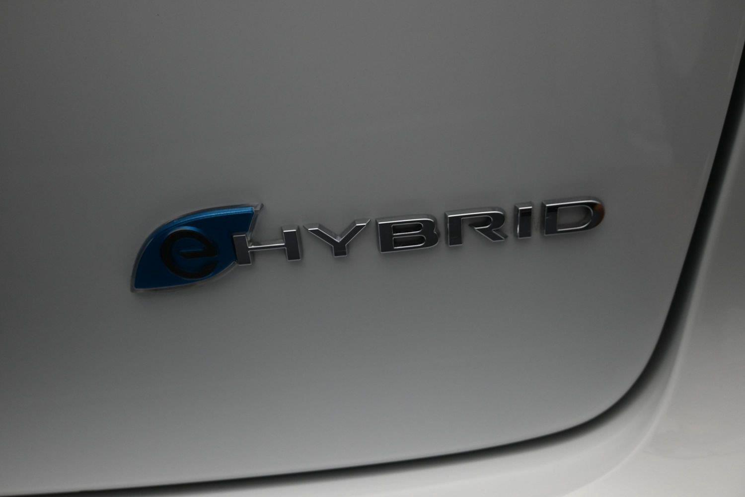 Used 2023 Bright White Clearcoat Chrysler Hybrid Touring L image 14