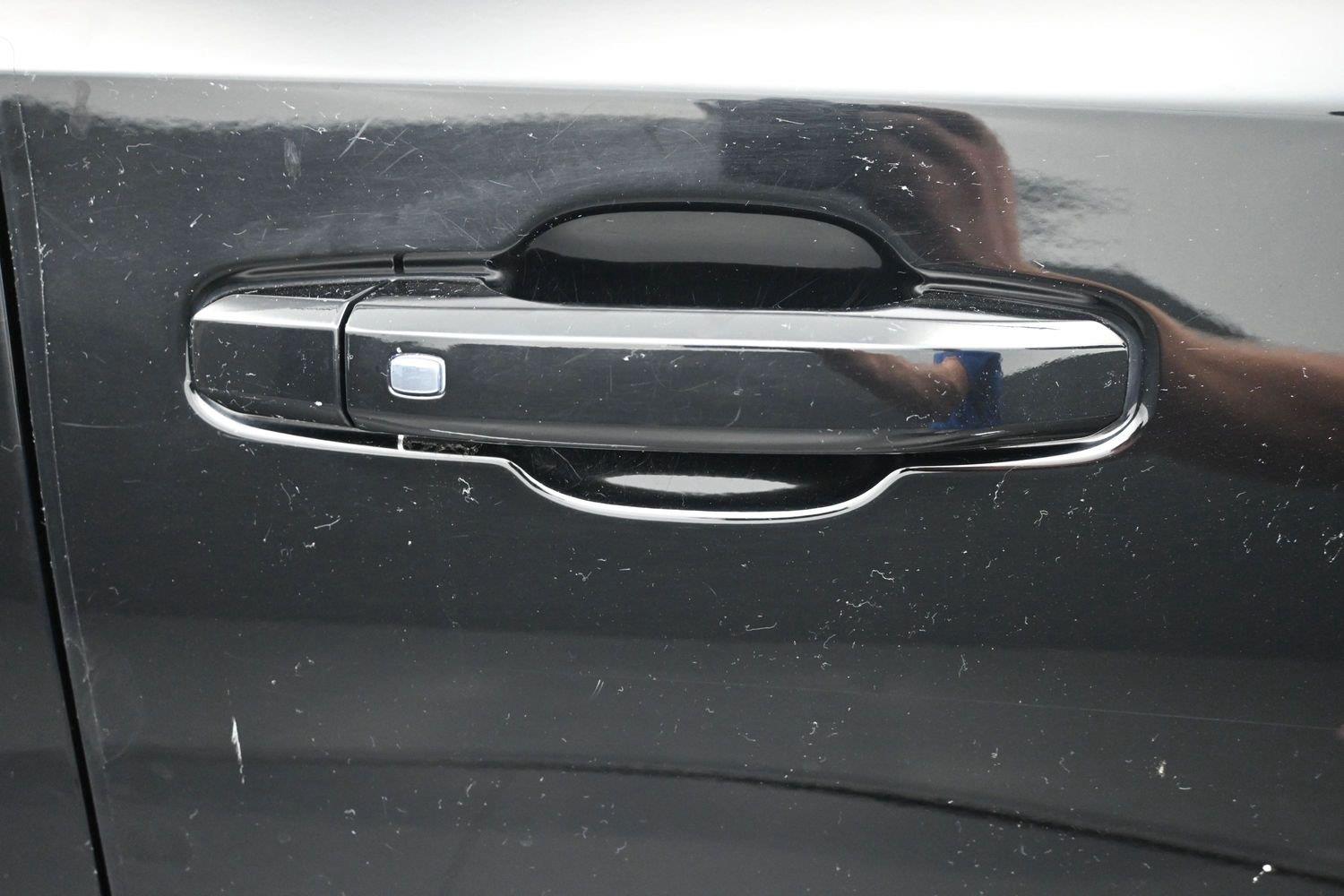 Used 2019 Black Chevrolet LT Trail Boss image 7