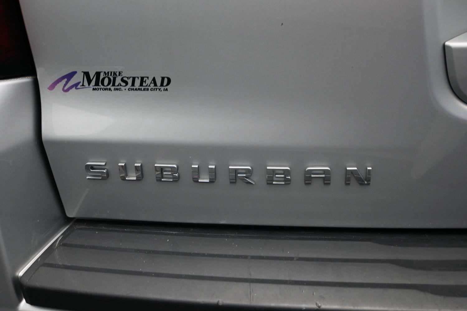 Used 2018 Silver Ice Metallic Chevrolet LT image 18
