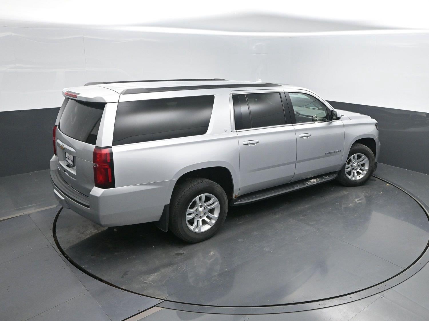 Used 2018 Silver Ice Metallic Chevrolet LT image 44