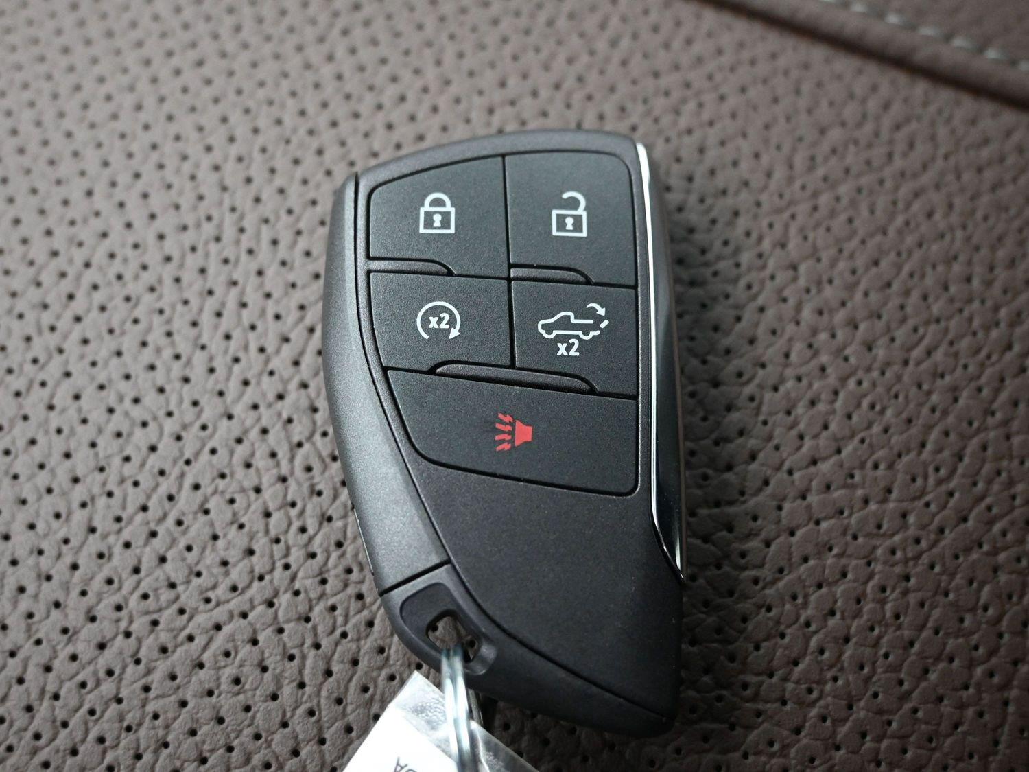 Used 2026 Downpour Metallic GMC Denali image 38