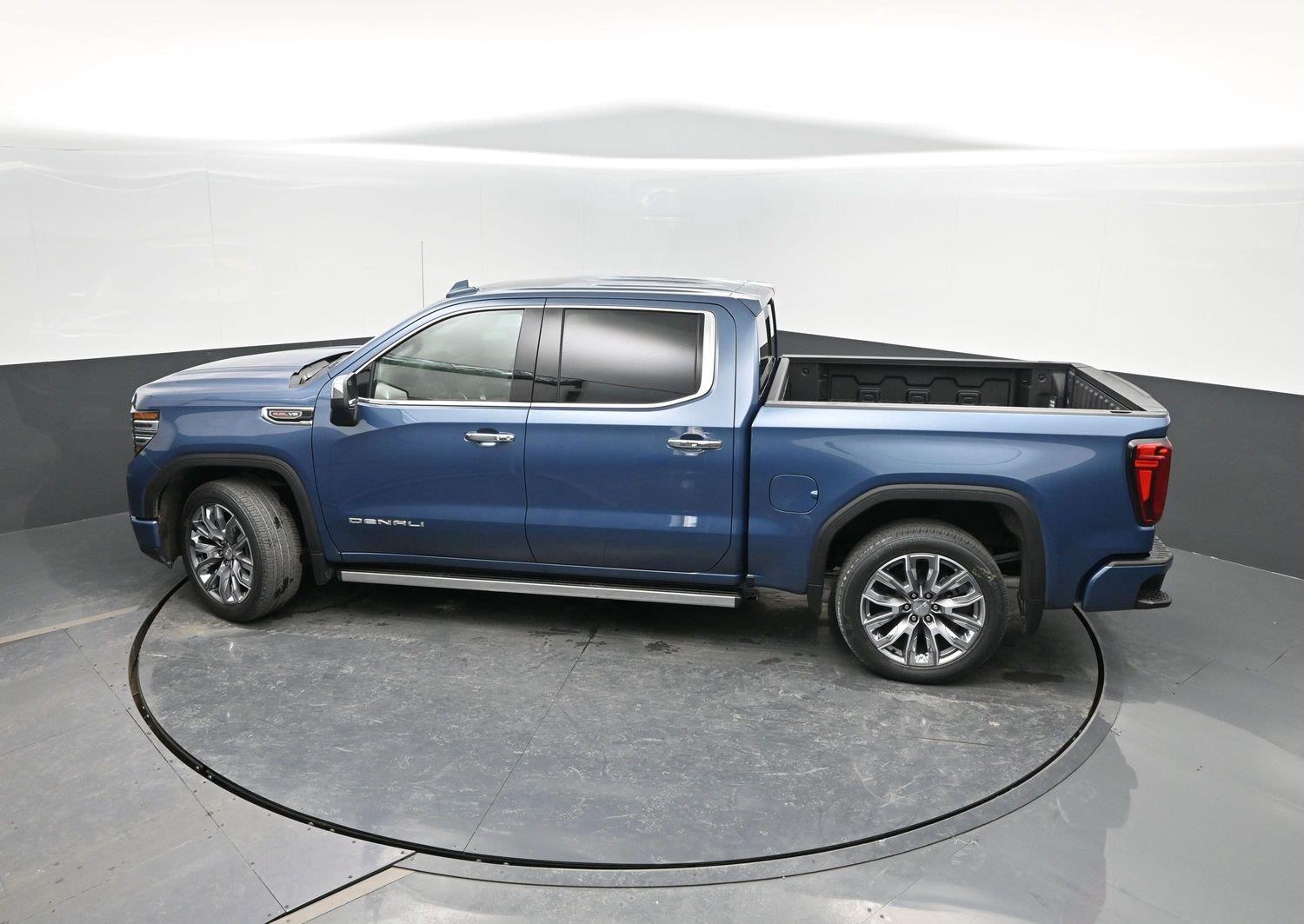 Used 2026 Downpour Metallic GMC Denali image 43